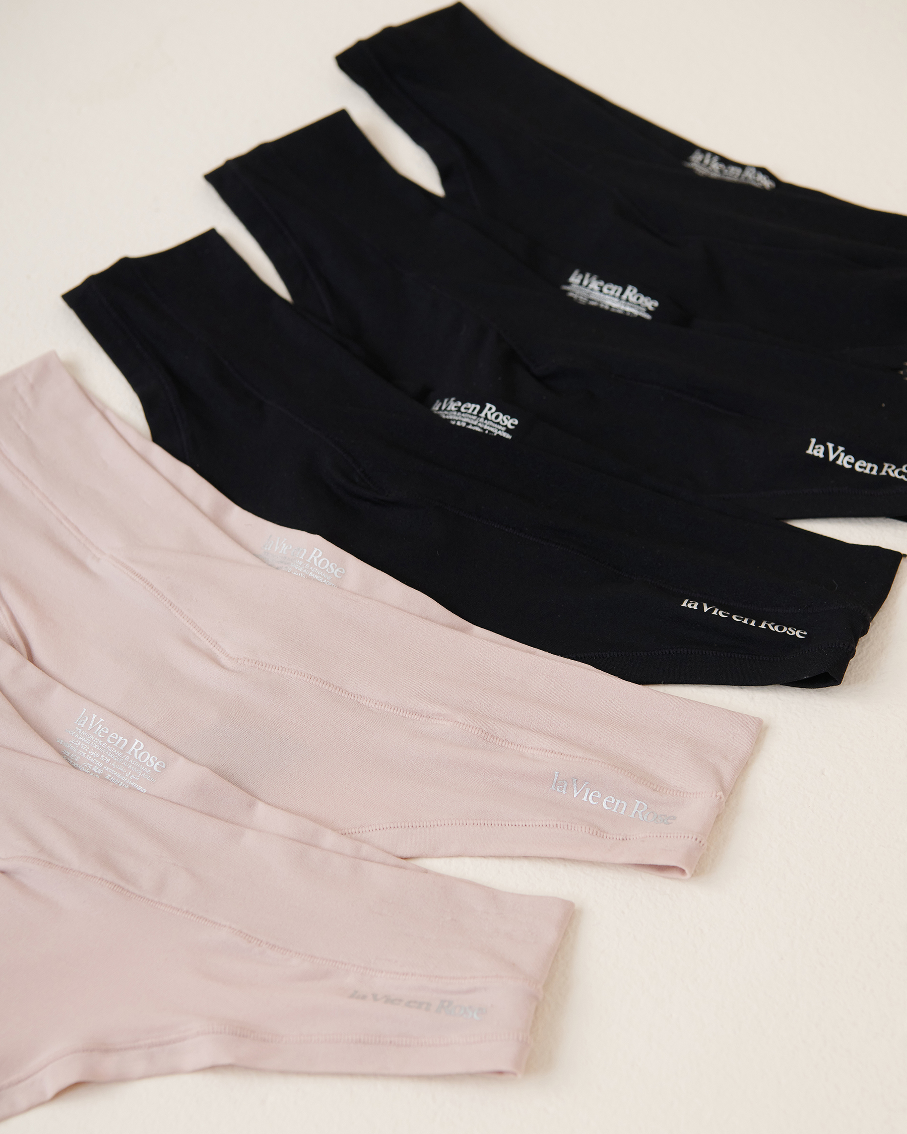 LA VIE EN ROSE 5-Pack Perfect Fit Thong Panty Black/Shadow Grey 20200474 5PK - View2