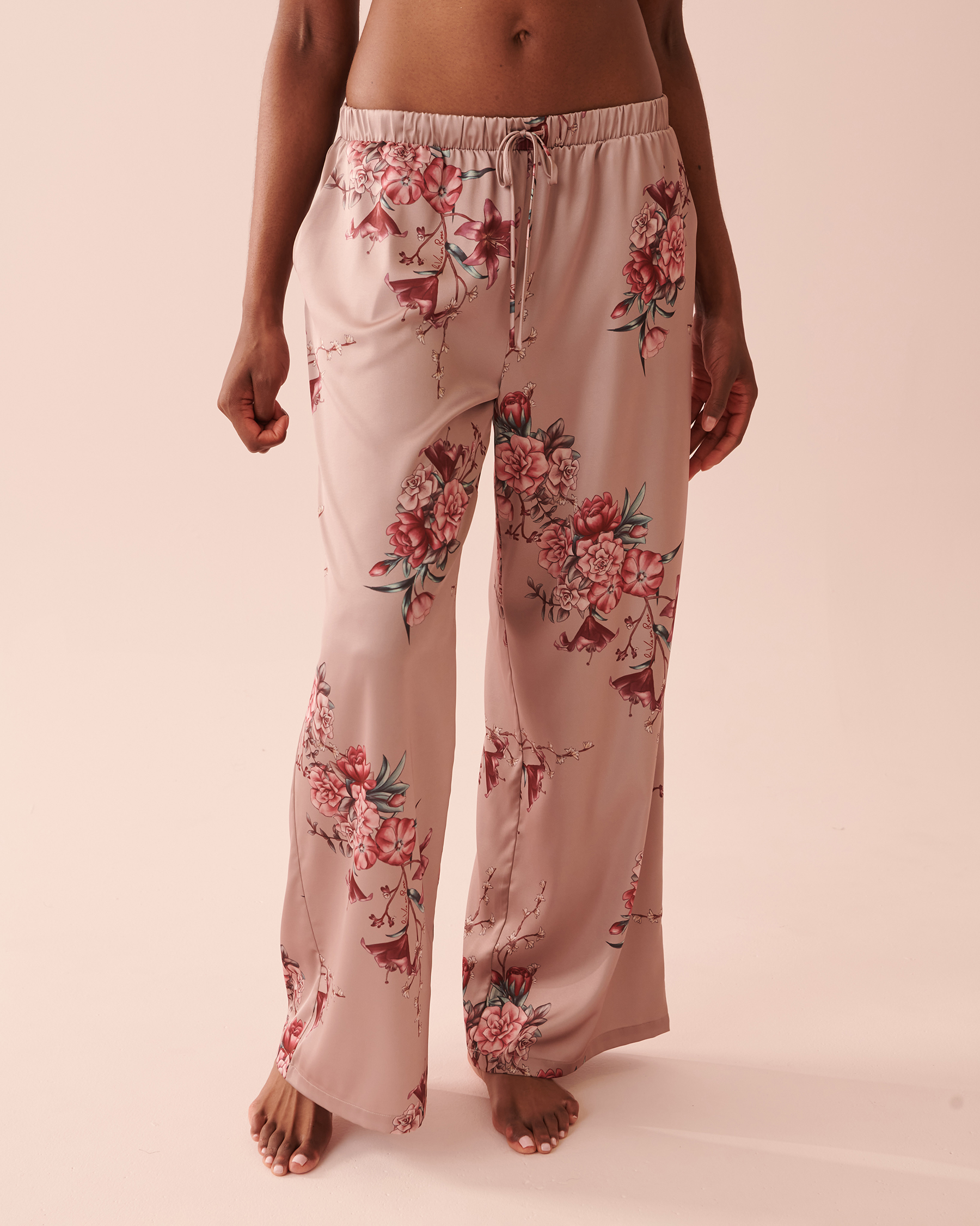 LA VIE EN ROSE Satin Wide Leg Pants Autumn blossoms 60200074 - View1