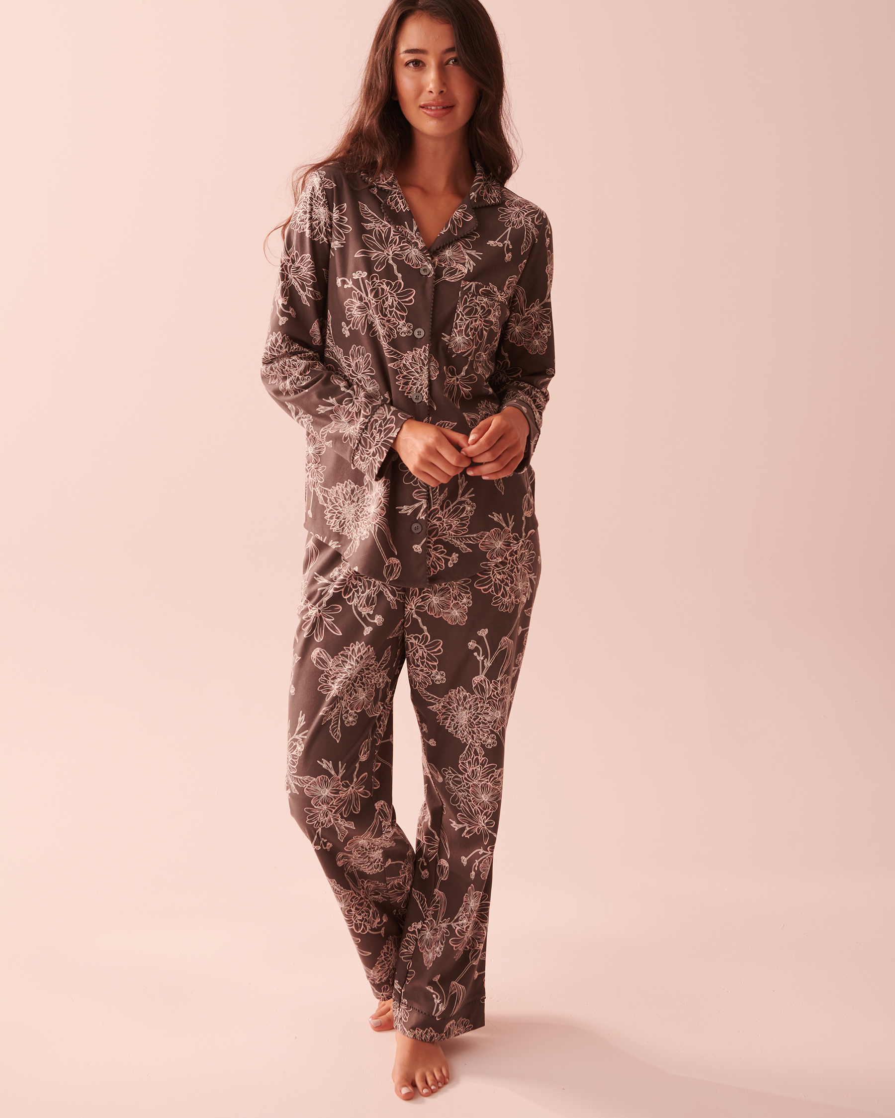 LA VIE EN ROSE Ensemble pyjama chemisier luxueux en flanelle Reflet floral 40400053 - View1