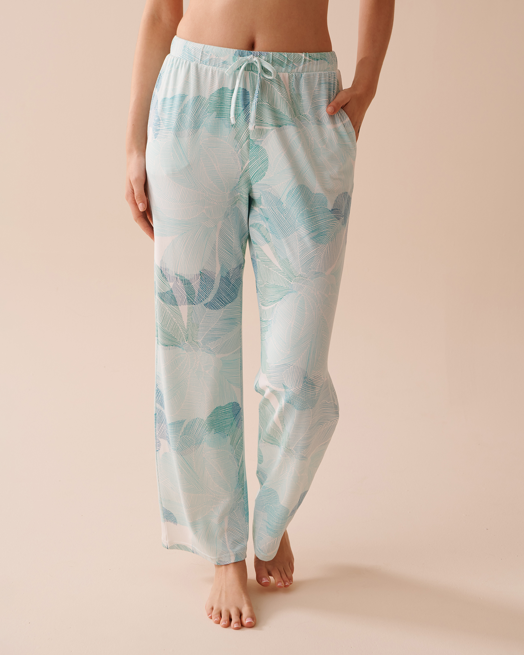 LA VIE EN ROSE Pantalon ultra doux à imprimé floral abstrait Jardin linéaire bleu 40200564 - View1