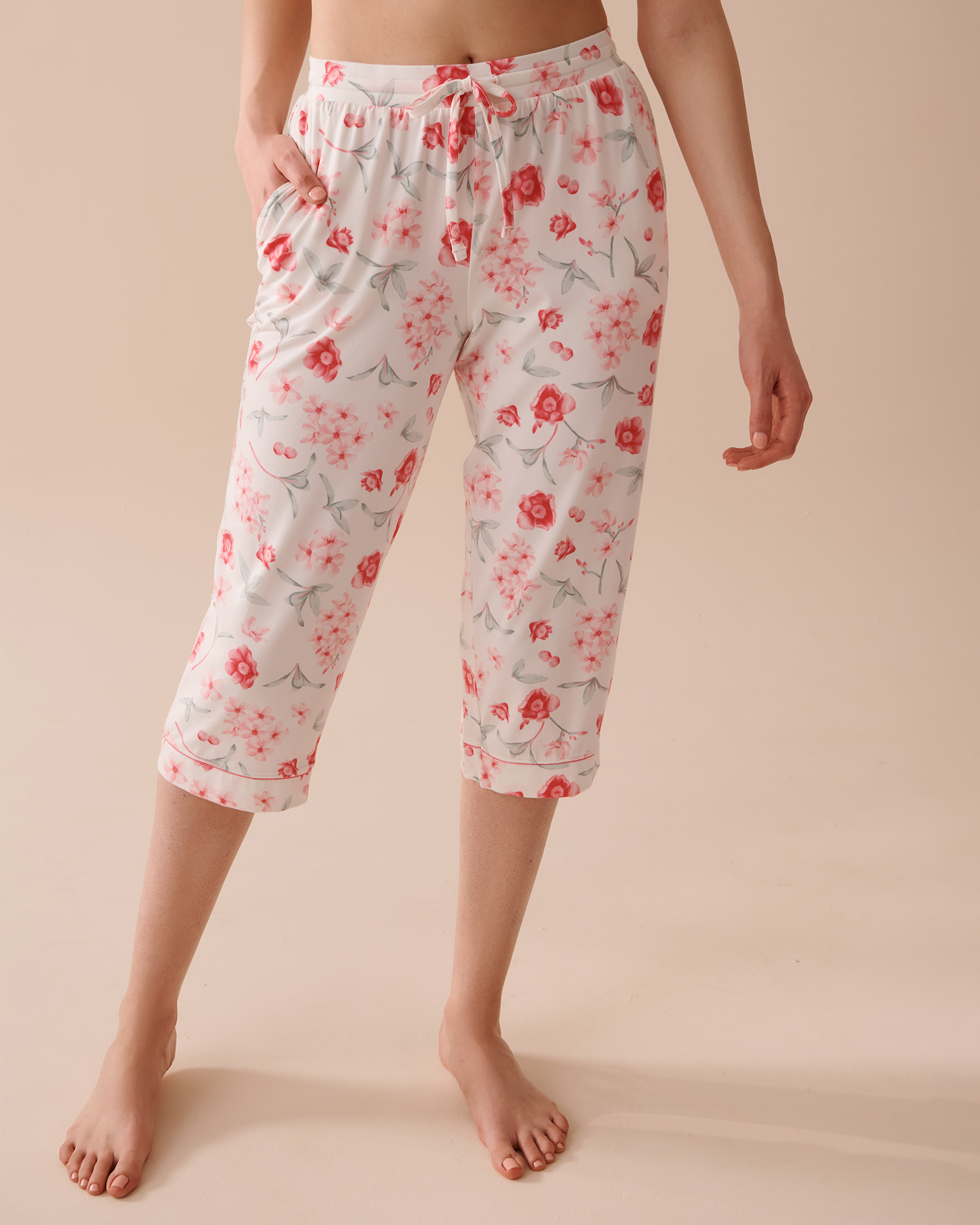 LA VIE EN ROSE Pink Floral Super Soft Capris Pink Flower Garden 40200566 - View1