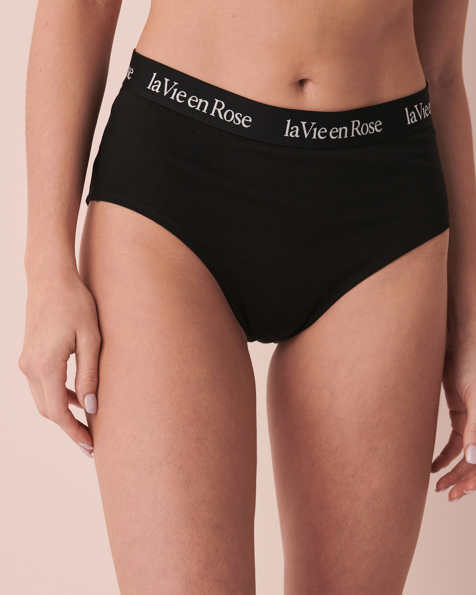 LA VIE EN ROSE Cotton and Logo Elastic Band High Waist Bikini Panty Black 20100200 - View1